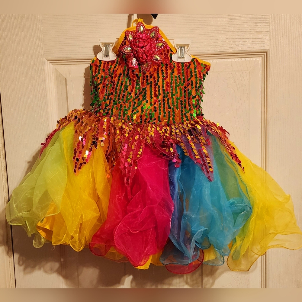 Dance costume dress little girl size 4
